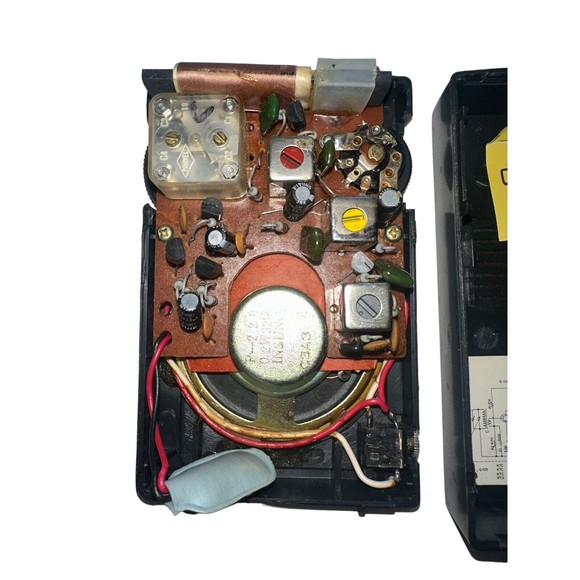 Transistor Radio Realistic AM Model 12-167 Solid State Vintage Receiver Works - Picture 8 of 8